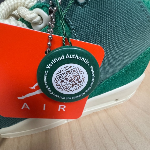 Jordan 3 Retro SP Nina Chanel Abney Bicoastal (Women's) - Picture 11 of 15